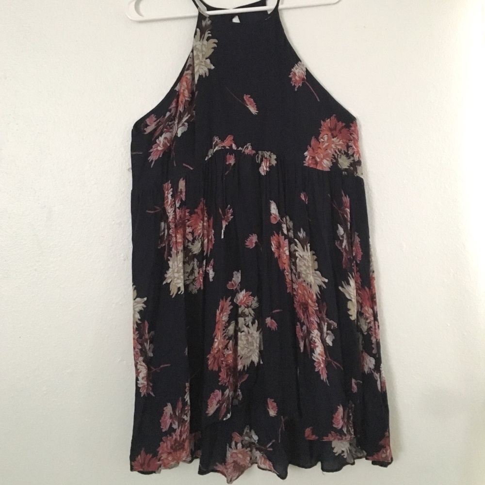 NWOT Kimchi Blue floral high neck swing dress